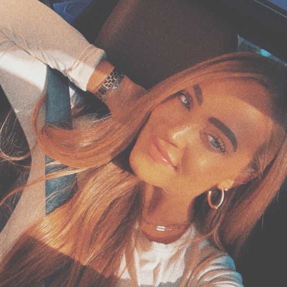 karrie__jara